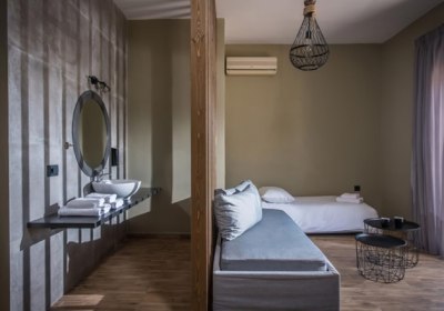 Petousis Hotel & Suites