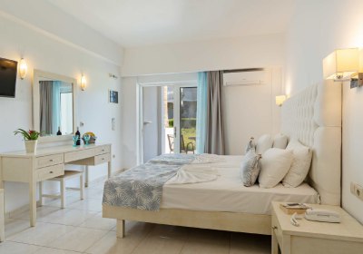 Delfina Tropic Beach