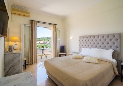 Cavomarina Beach Hotel