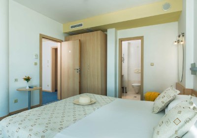 Effect Grand Victoria Hotel