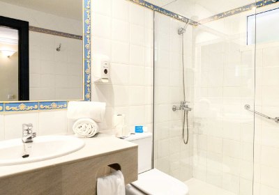 R2 Buganvilla Hotel & Spa