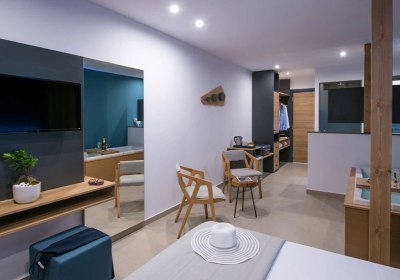 Enorme Infinity Beach (ex Infinity Blue)