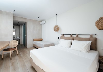 Paralos The Maxine (ex Maxine Hotel)