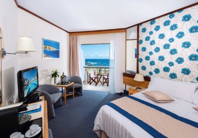 Constantinou Bros Athena Royal Beach Hotel