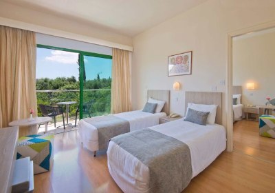 Natura Beach Hotel & Villas