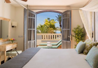 Regency Country Club, Apartments Suites