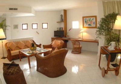 Lanka Princess Hotel