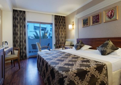 Alba Queen Hotel