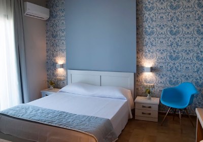 Cressida Seaside Apartments