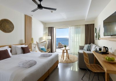 Enorme Santanna Beach Resort