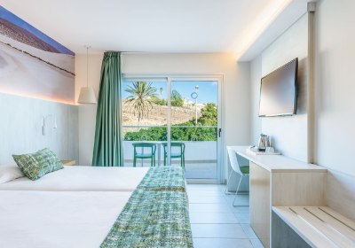 FERGUS Cactus Garden