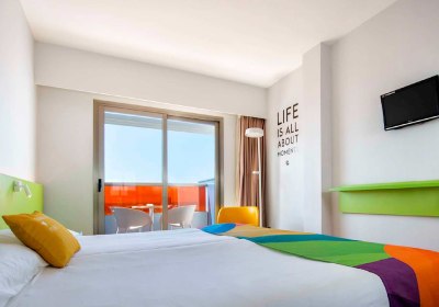 Paradise Park Fun Lifestyle Hotel
