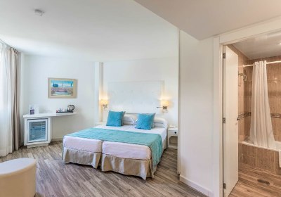 FERGUS Style Cala Blanca Suites