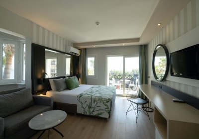 Eos Beach Resort