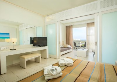 Lindos White Hotel & Suites