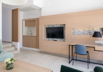 Plus Fariones Suite Hotel