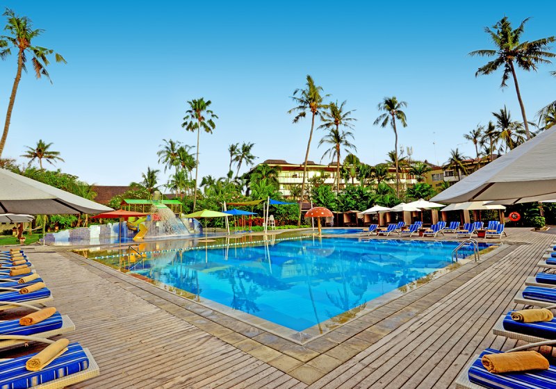 Beispiel: Hotel Außenpool