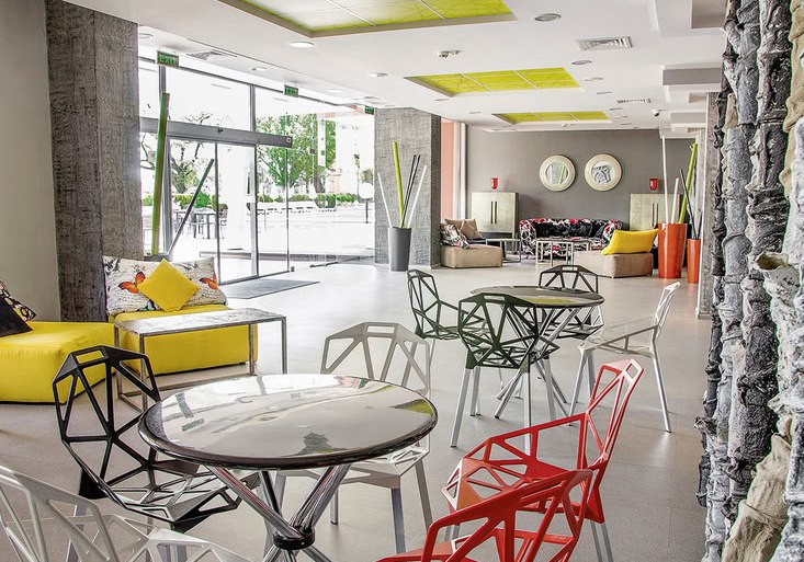 Ausstattung & Service