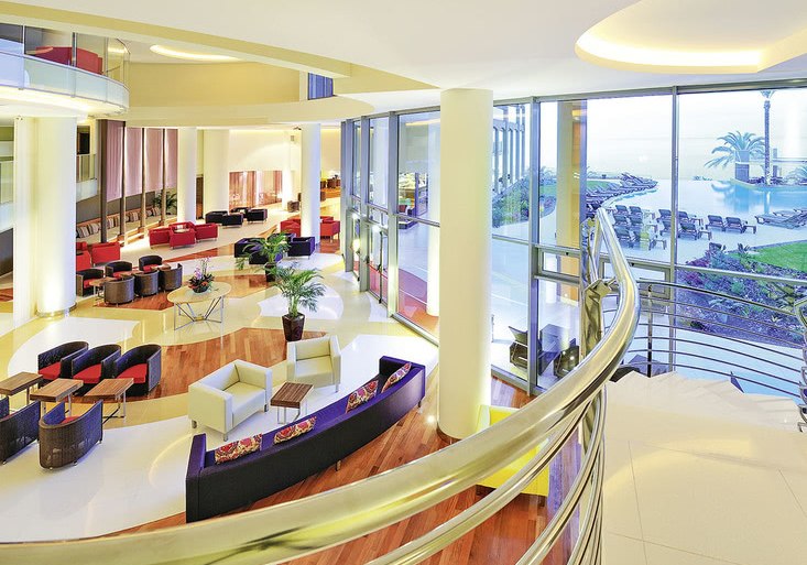 Ausstattung & Service