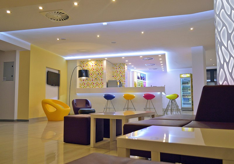 Ausstattung & Service