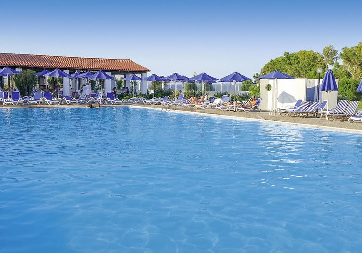 Beispiel: Hotel Außenpool