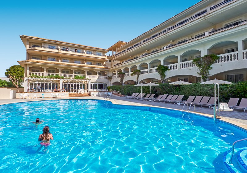 Beispiel: Hotel Außenpool