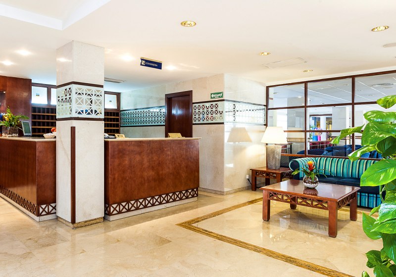 Ausstattung & Service