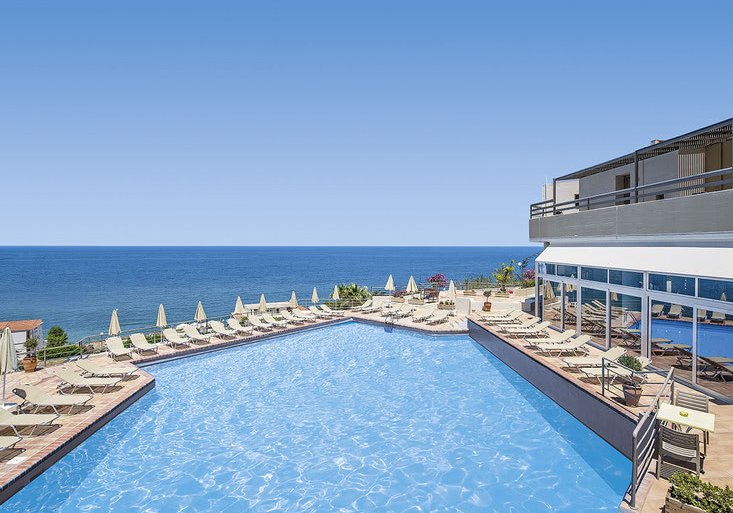 Beispiel: Hotel Außenpool