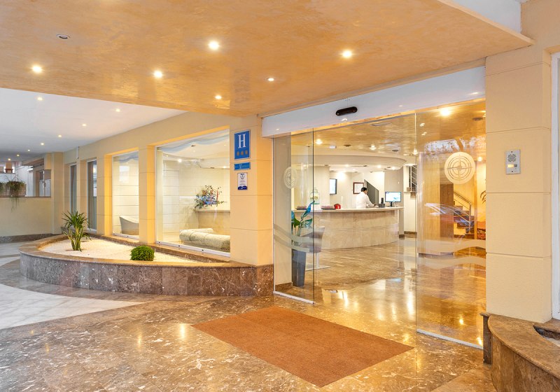 Ausstattung & Service