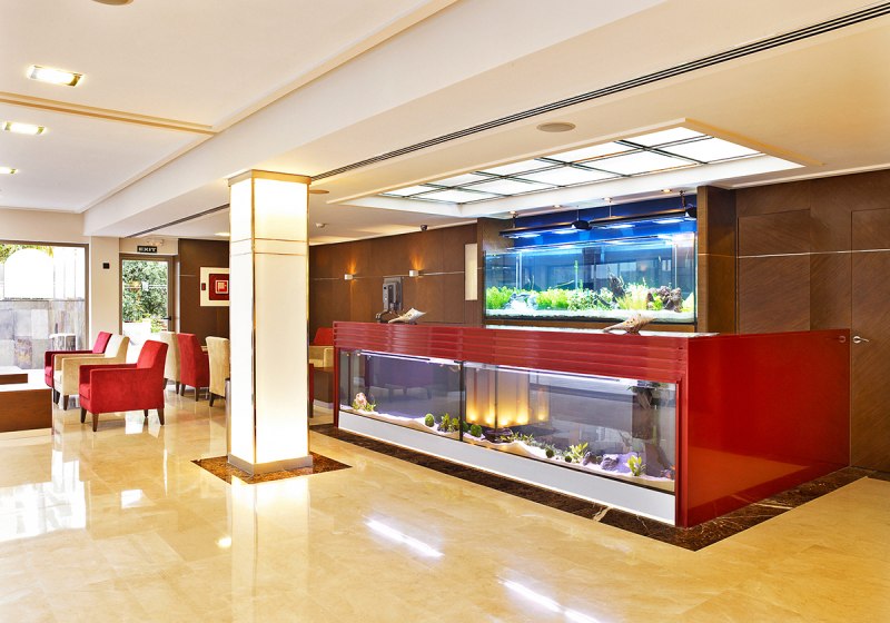 Ausstattung & Service