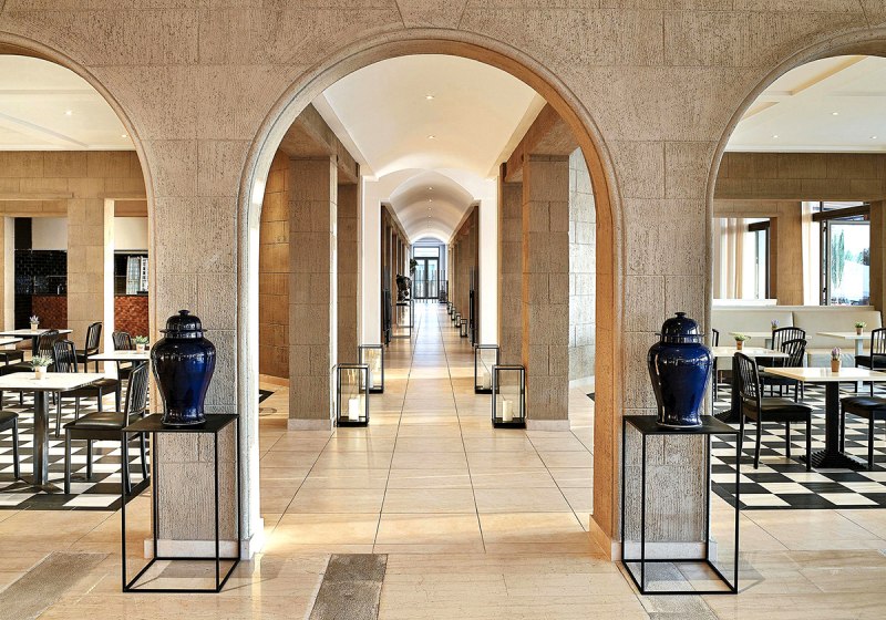 Ausstattung & Service