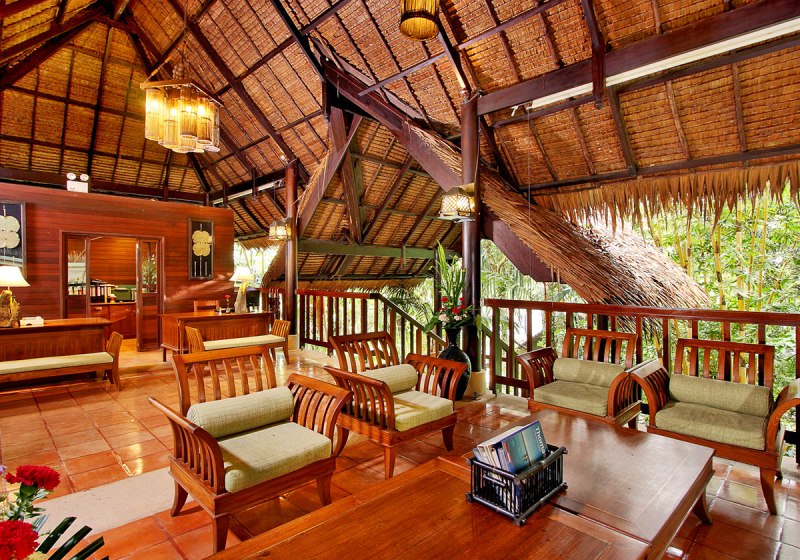 Ausstattung & Service