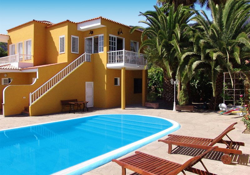 Beispiel: Hotel Außenpool