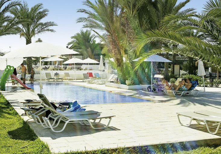 Beispiel: Hotel Außenpool