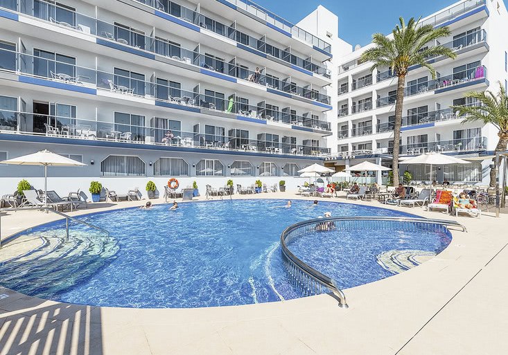 Beispiel: Hotel Außenpool