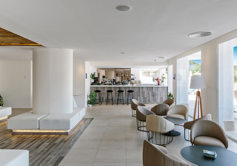 Ausstattung & Service