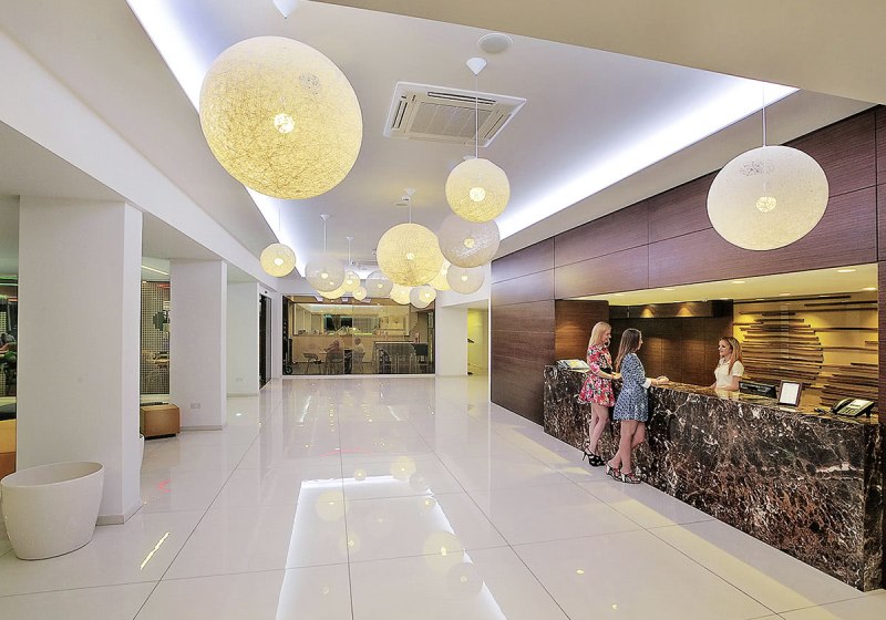 Ausstattung & Service