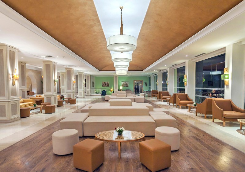 Ausstattung & Service