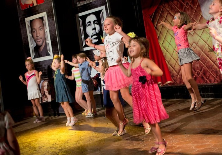 Unterhaltung & Entertainment