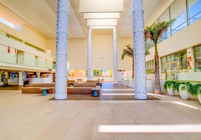 Ausstattung & Service