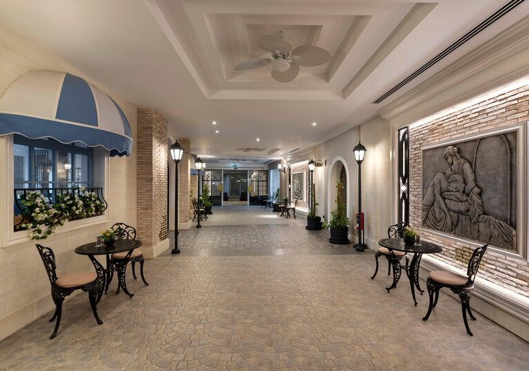 Ausstattung & Service