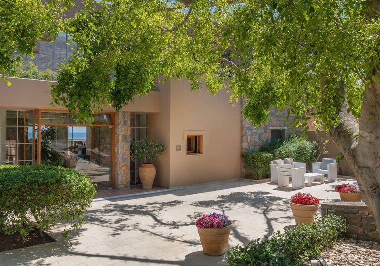 Ausstattung & Service