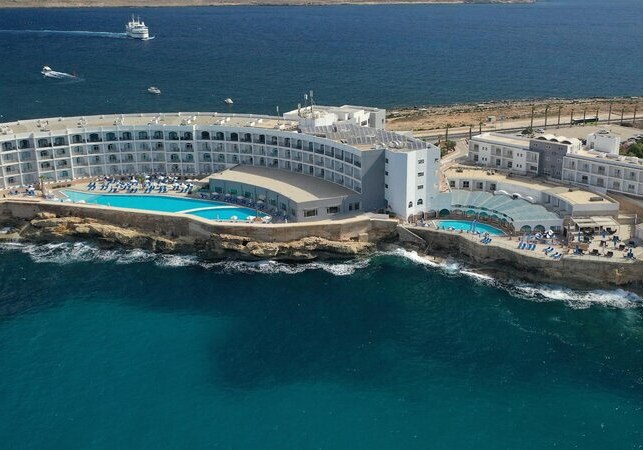 Beispiel: Hotel Außenpool