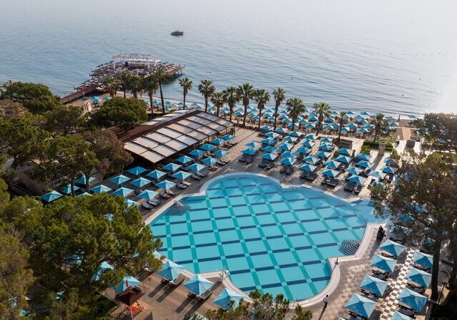 Beispiel: Hotel Außenpool