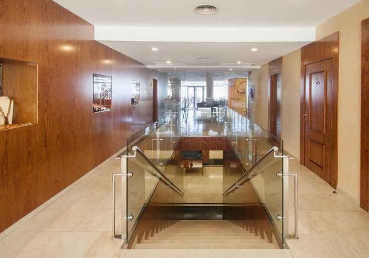 Ausstattung & Service