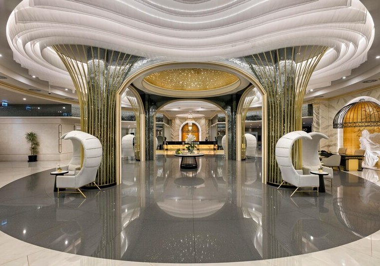 Ausstattung & Service