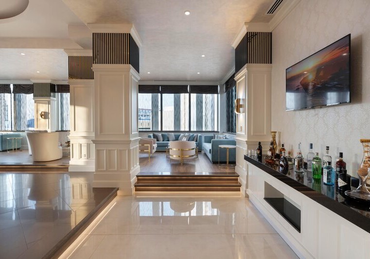 Ausstattung & Service