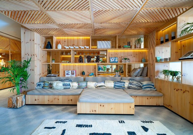 Ausstattung & Service