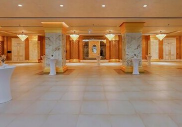 Ausstattung & Service