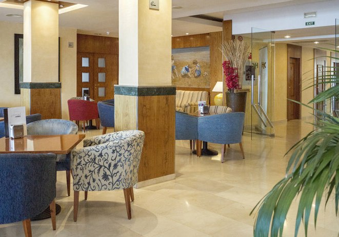 Ausstattung & Service